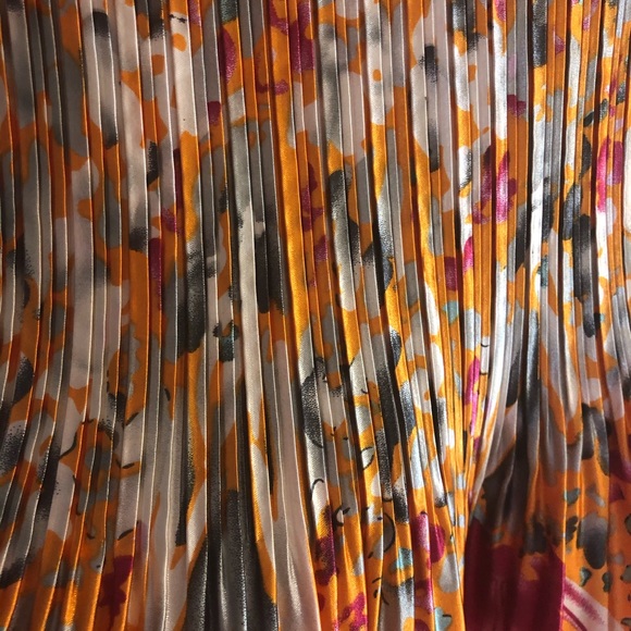 Satin Accordion Fold Shirt - Picture 3 of 7